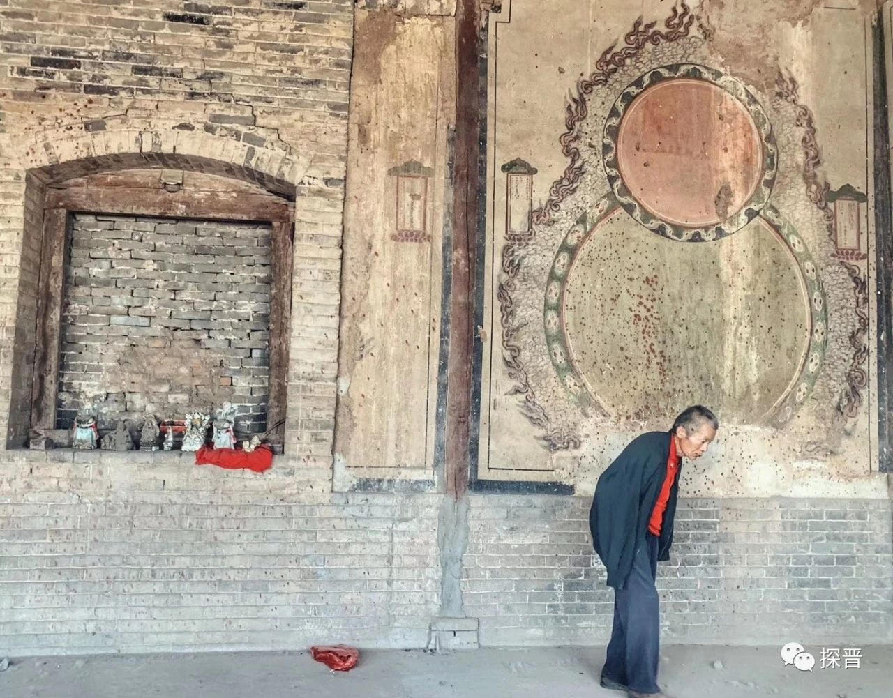 山西平遥县洪善镇沿村堡村古佛堂壁画